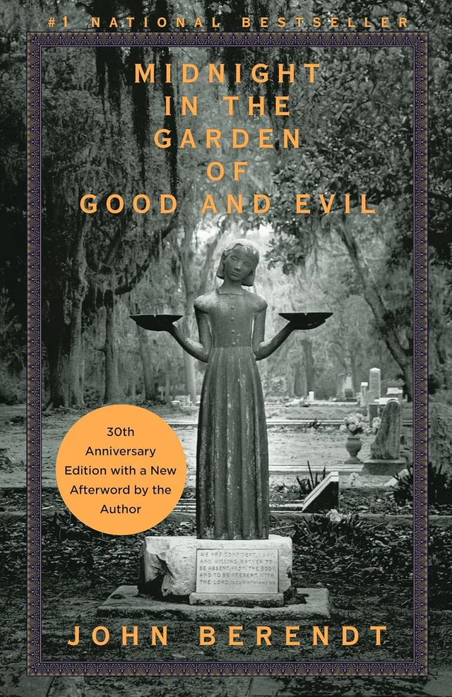 The cover of Midnight in the Garden of Good and Evil.